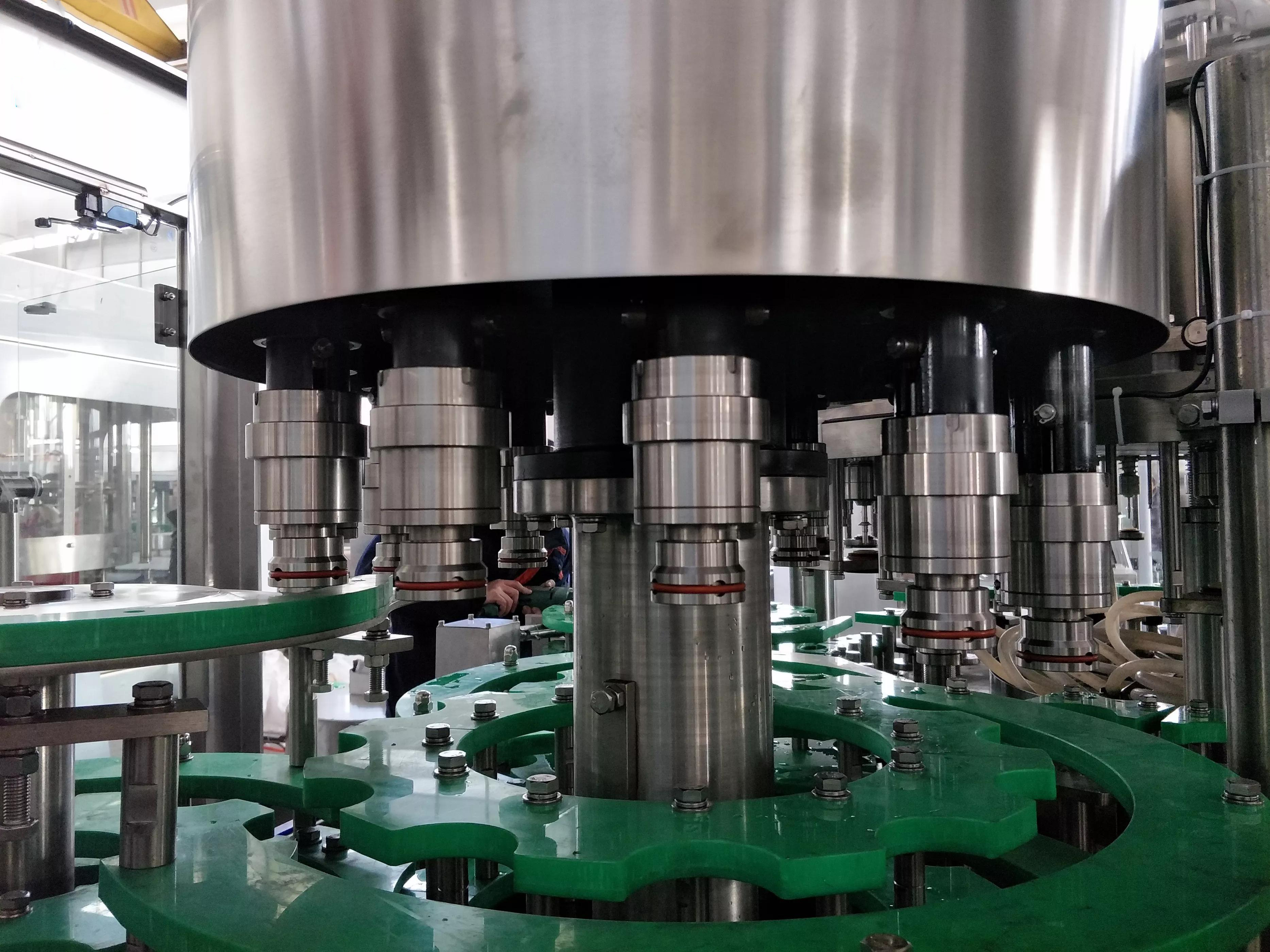 Oil bottling machine-capping part