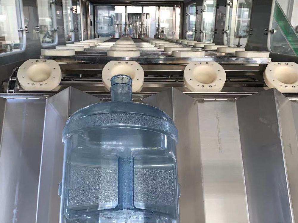 Machine-laveuse de remplissage de bouteilles d'eau de 5 gallons