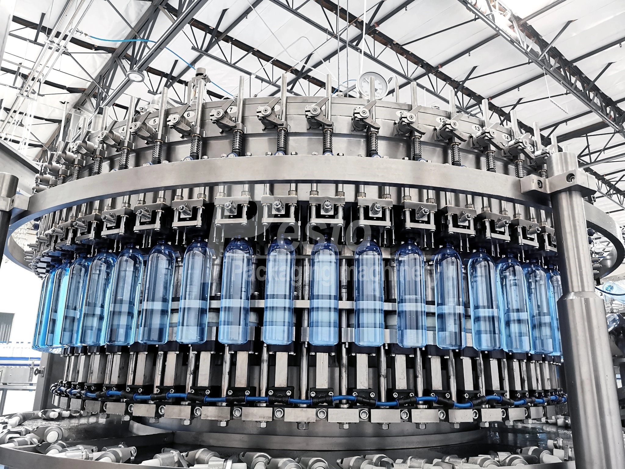 bottle filling machine.jpg